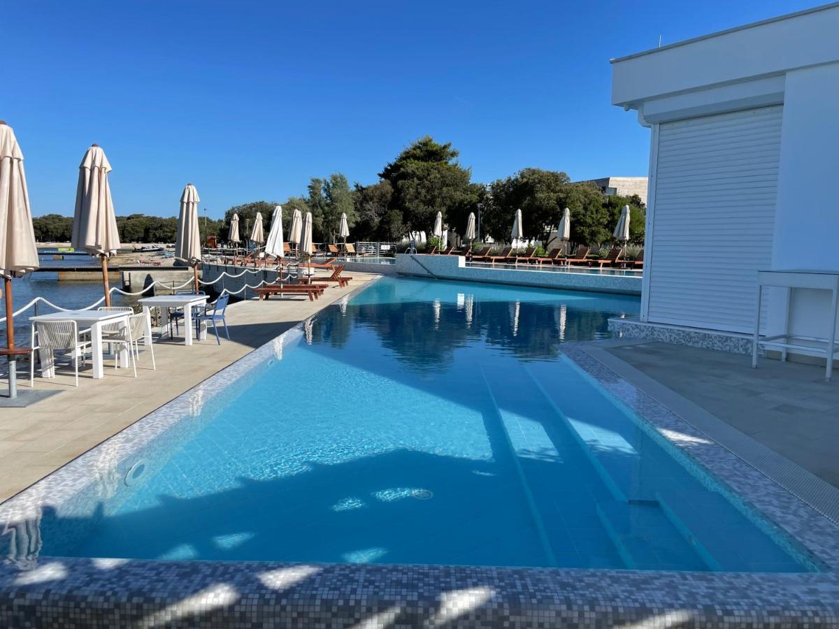 Luxury Two-Floor Apartment In Petrcane With Garden And Pool Εξωτερικό φωτογραφία