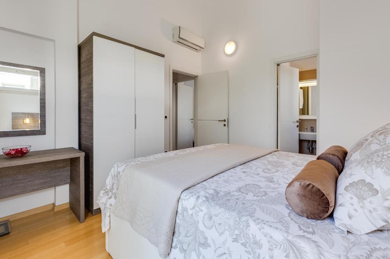 Luxury Two-Floor Apartment In Petrcane With Garden And Pool Εξωτερικό φωτογραφία