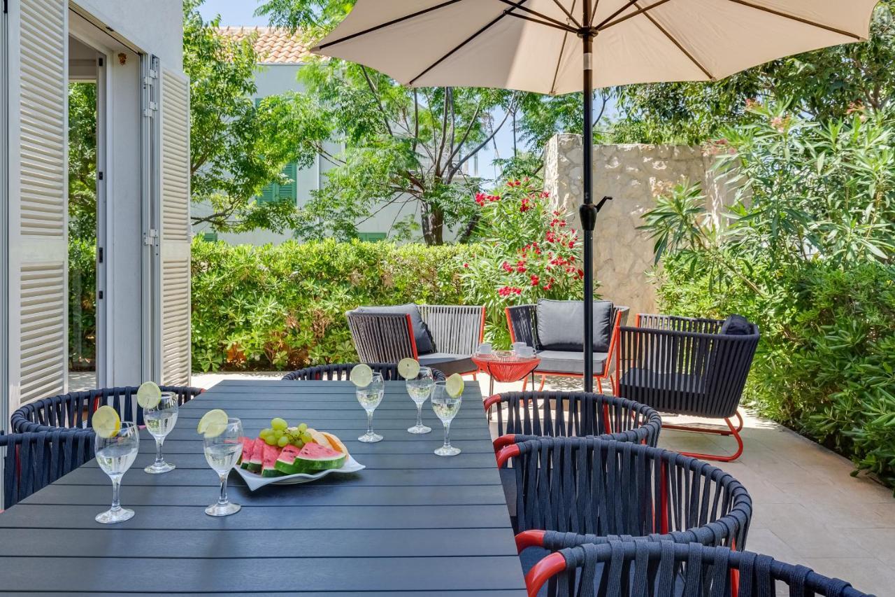 Luxury Two-Floor Apartment In Petrcane With Garden And Pool Εξωτερικό φωτογραφία